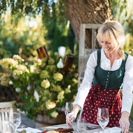 Krumbacherhof Fogadó 3*